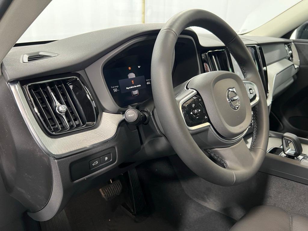 new 2025 Volvo XC60 Plug-In Hybrid car, priced at $66,235