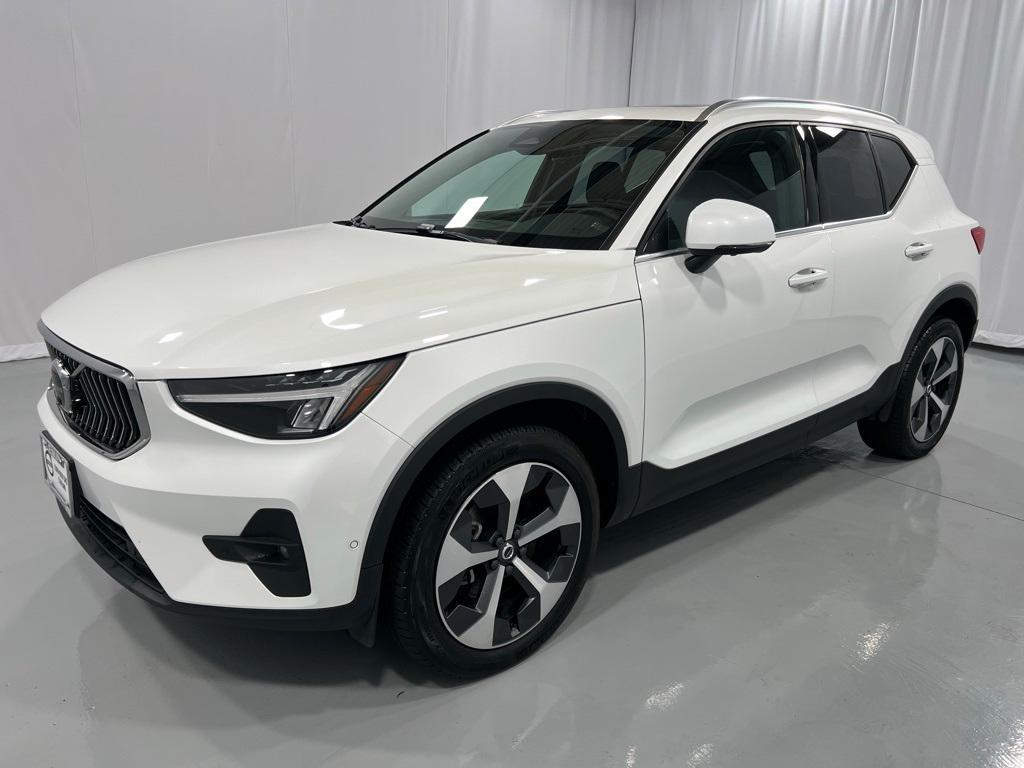 used 2024 Volvo XC40 car, priced at $36,000