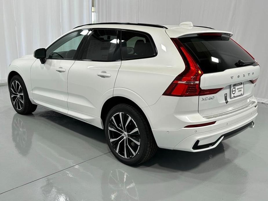 new 2025 Volvo XC60 car, priced at $55,335