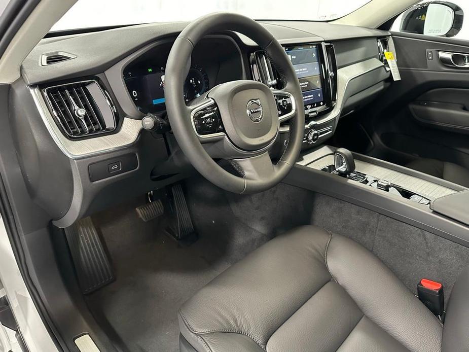 new 2025 Volvo XC60 car, priced at $55,335