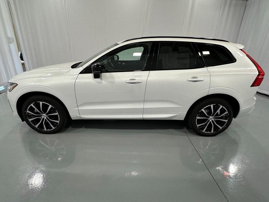 new 2025 Volvo XC60 car, priced at $55,335