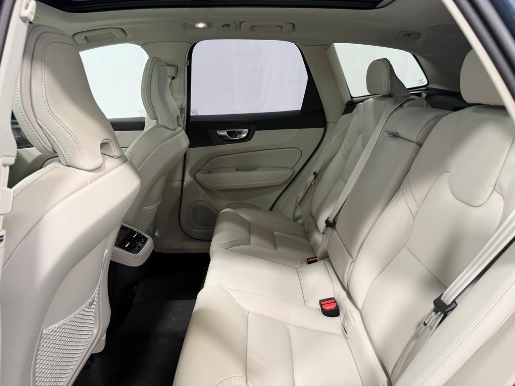 new 2026 Volvo XC60 car, priced at $63,935