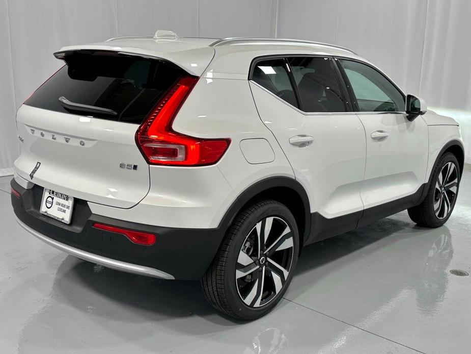 new 2025 Volvo XC40 car, priced at $50,025