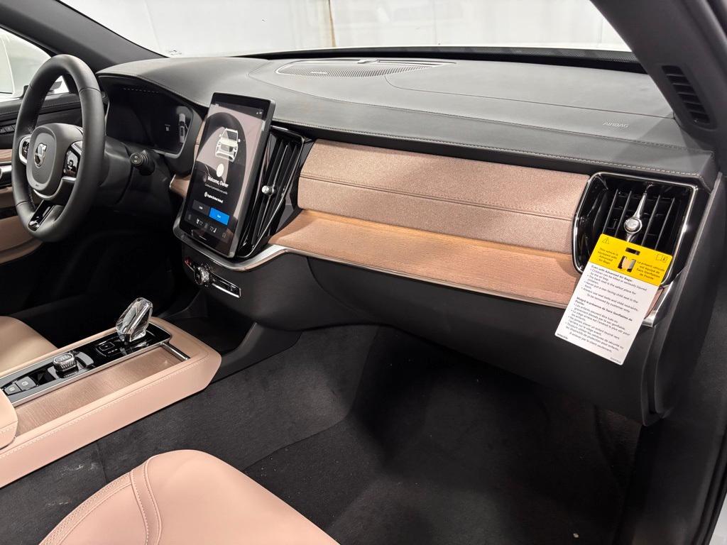 new 2026 Volvo XC90 car, priced at $71,825