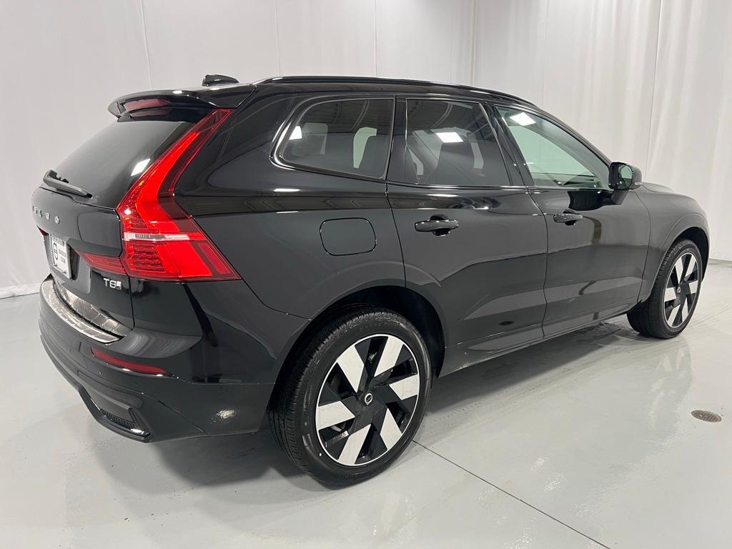 new 2025 Volvo XC60 Plug-In Hybrid car, priced at $67,425