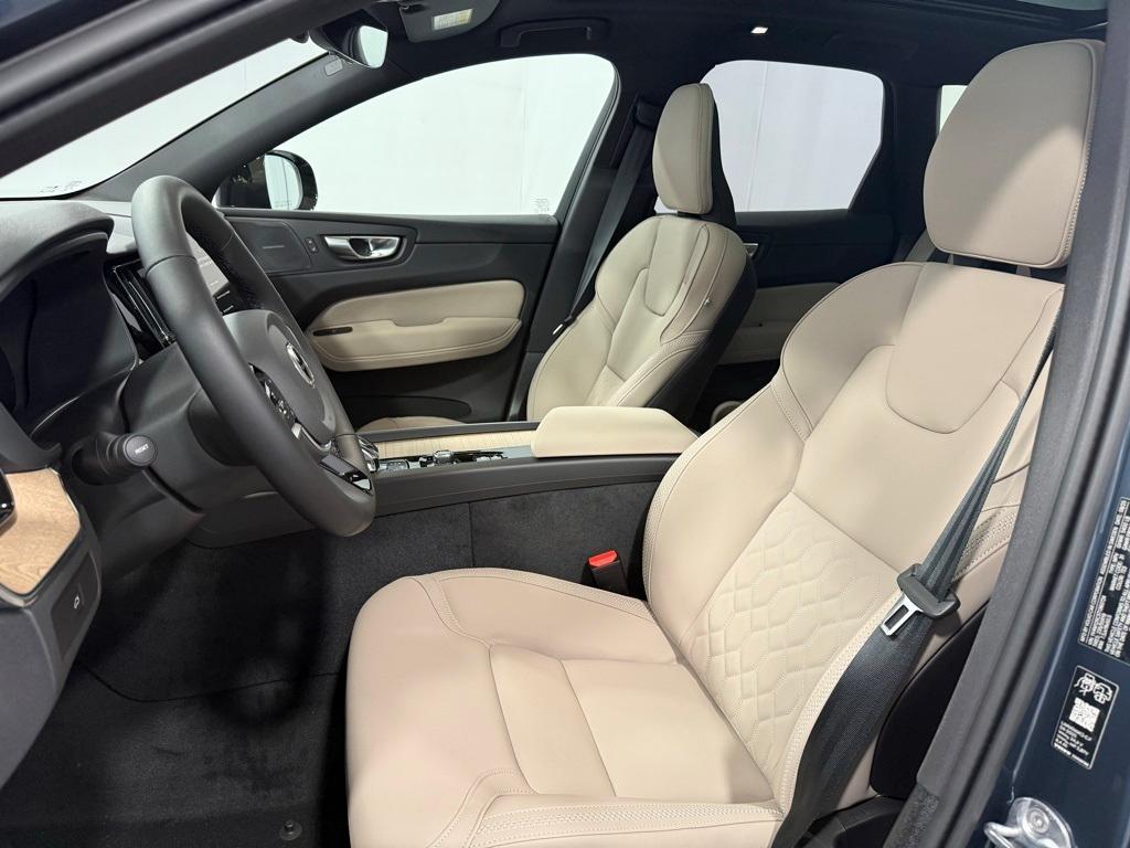 new 2026 Volvo XC60 car, priced at $58,360