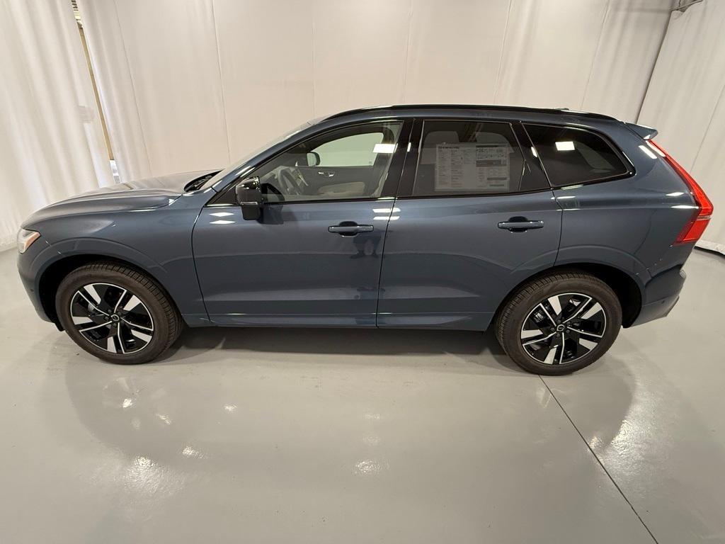 new 2026 Volvo XC60 car, priced at $58,360