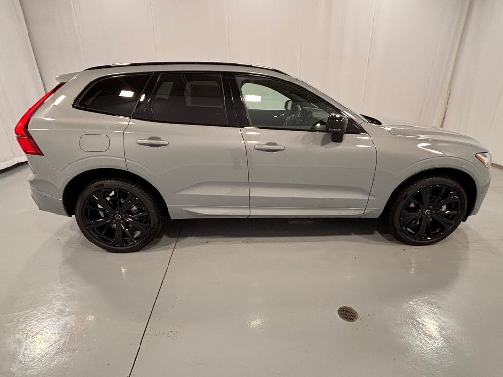 new 2026 Volvo XC60 car, priced at $64,830