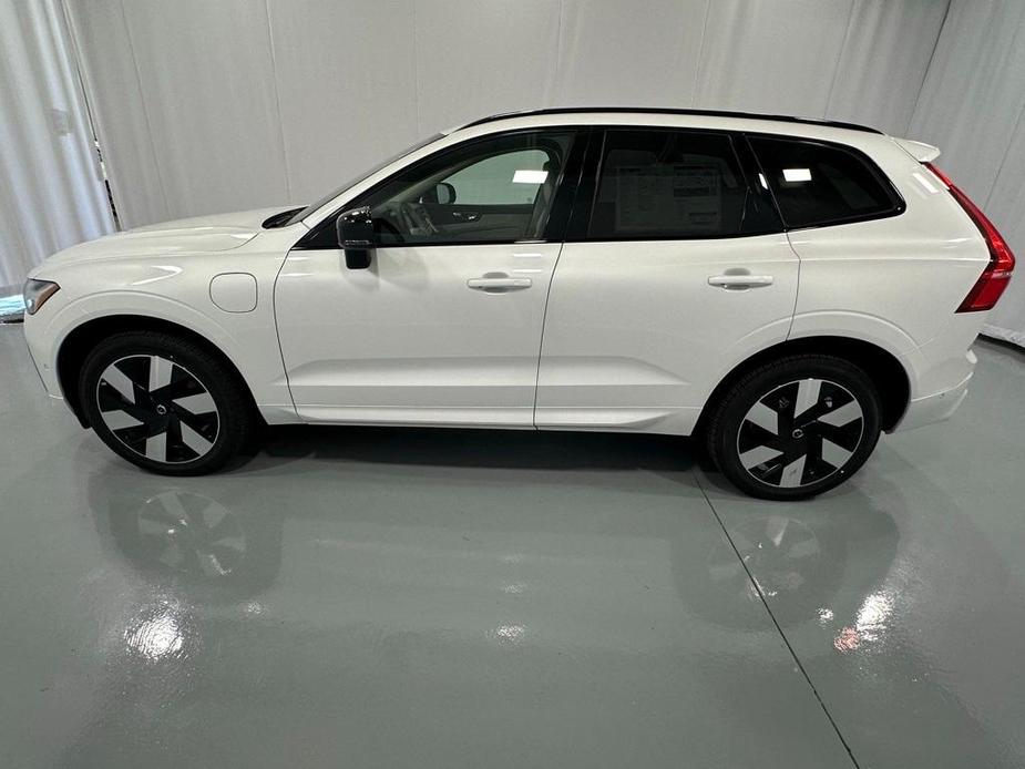 new 2025 Volvo XC60 car, priced at $66,235