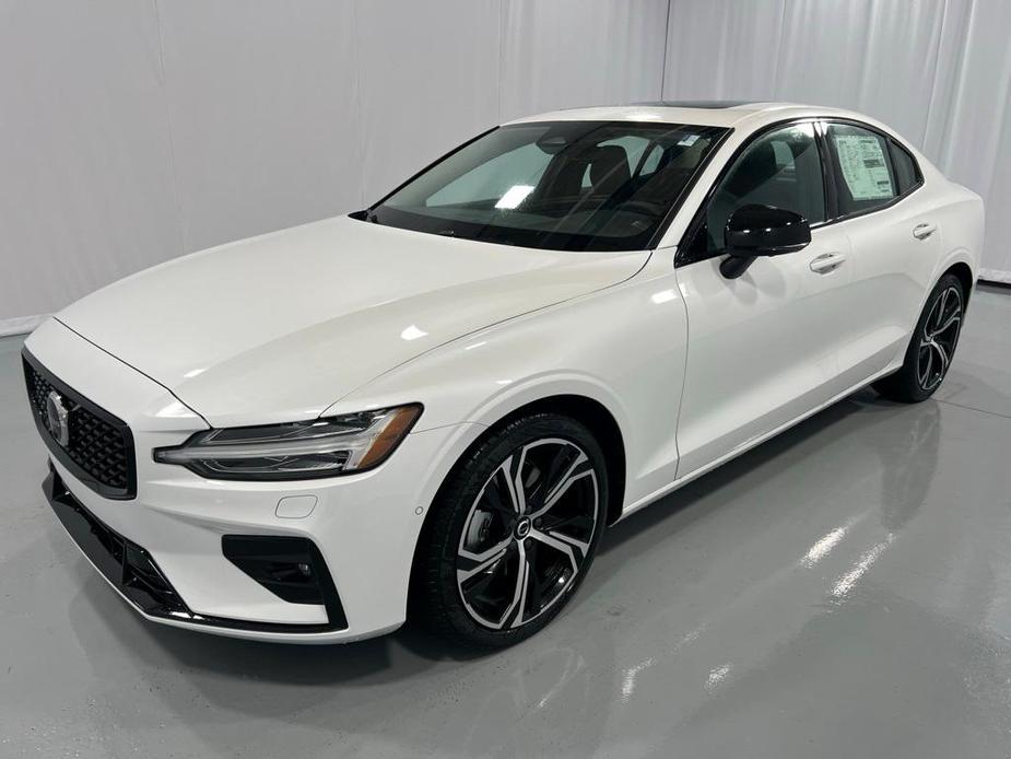 new 2025 Volvo S60 car, priced at $51,915