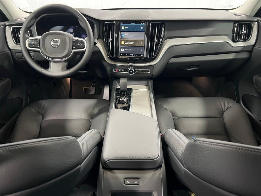 new 2025 Volvo XC60 car, priced at $55,690