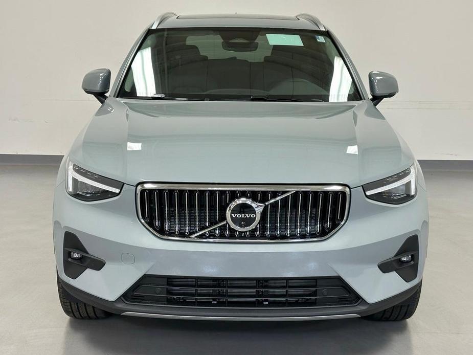 new 2024 Volvo XC40 car, priced at $52,410