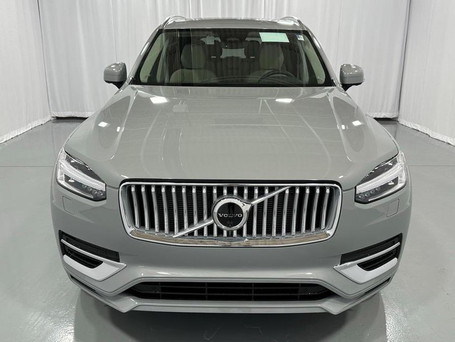 new 2025 Volvo XC90 car, priced at $75,965