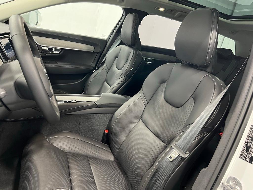 new 2025 Volvo V90 Cross Country car, priced at $66,745