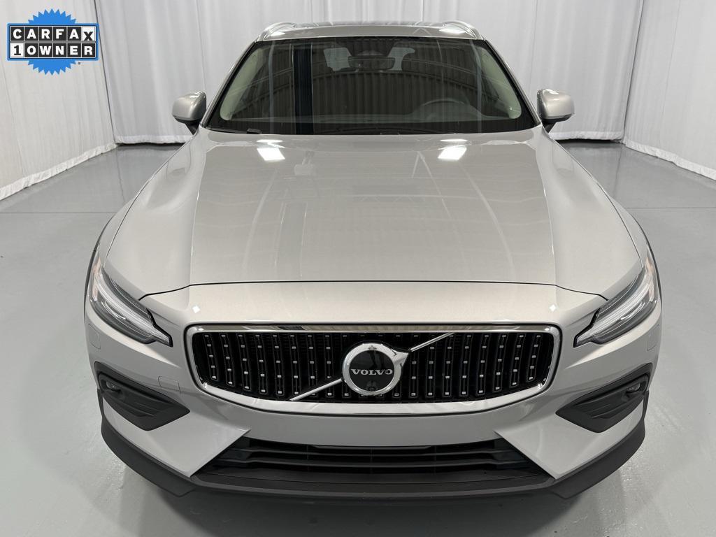 used 2023 Volvo V60 Cross Country car, priced at $38,000