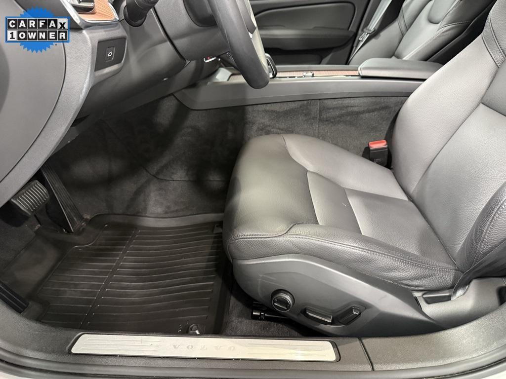used 2023 Volvo V60 Cross Country car, priced at $38,000