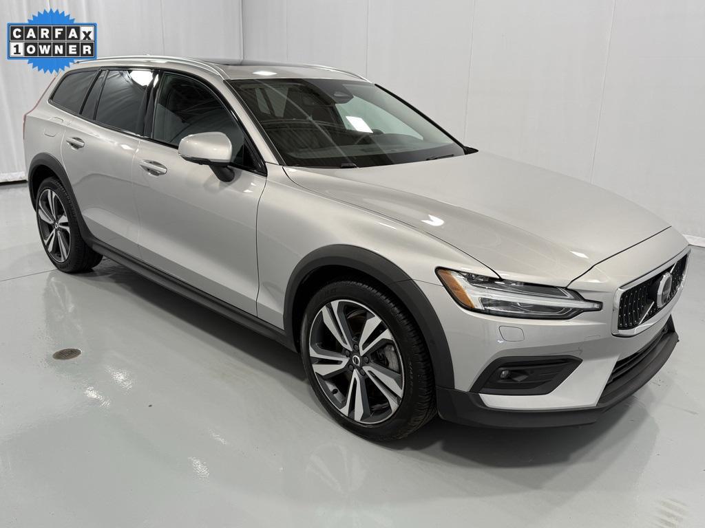 used 2023 Volvo V60 Cross Country car, priced at $38,000