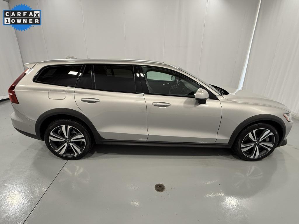 used 2023 Volvo V60 Cross Country car, priced at $38,000