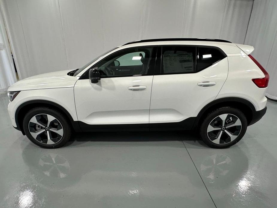 new 2025 Volvo XC40 car, priced at $48,315