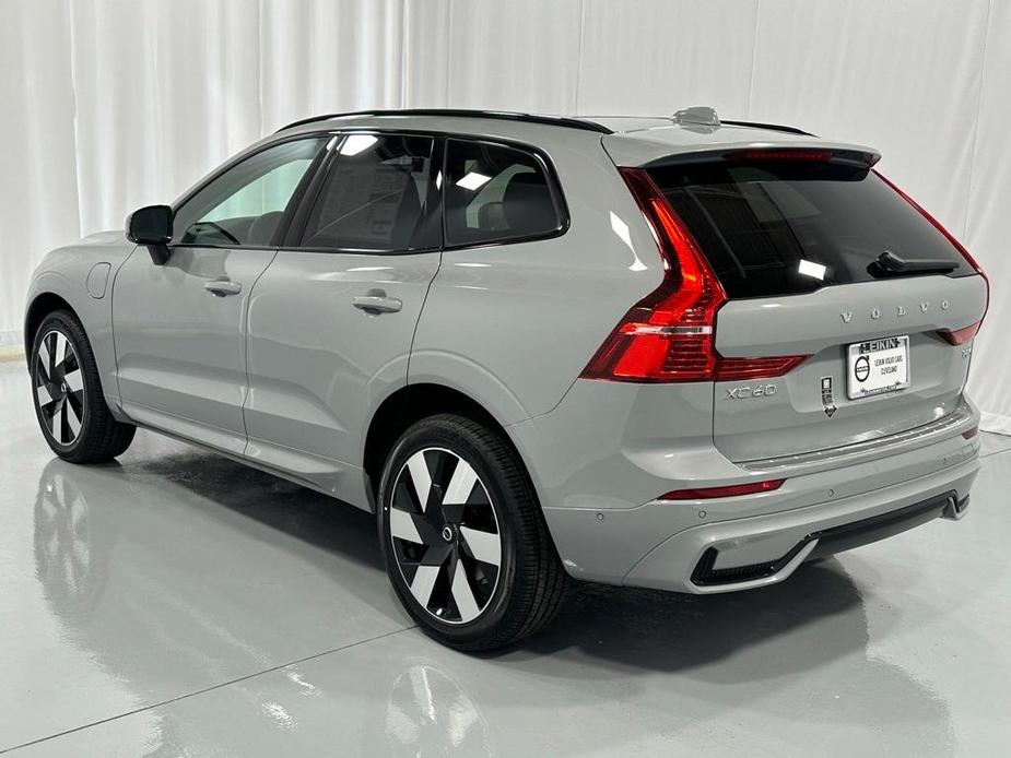 new 2025 Volvo XC60 car, priced at $67,425