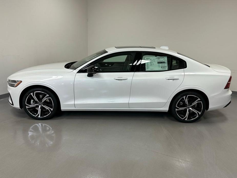 new 2024 Volvo S60 car, priced at $47,880