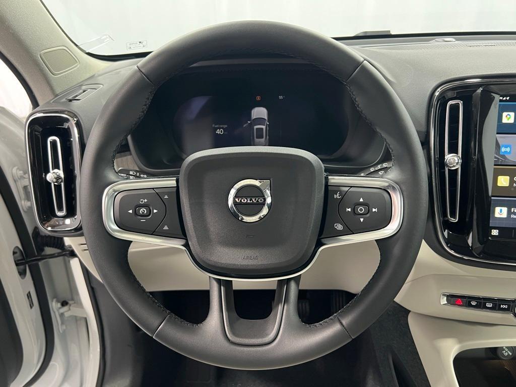 new 2025 Volvo XC40 car, priced at $52,215