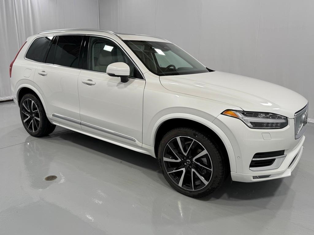 new 2025 Volvo XC90 car, priced at $63,665