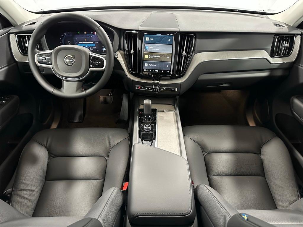 new 2025 Volvo XC60 car, priced at $55,335