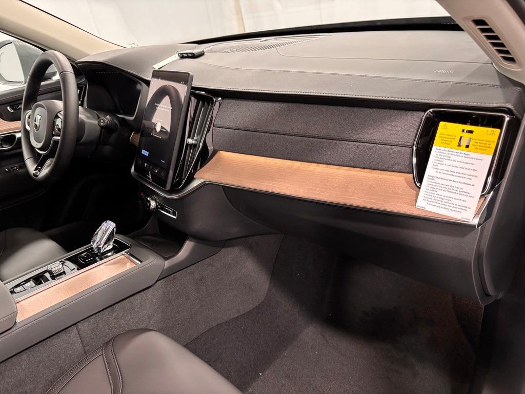 new 2026 Volvo XC90 Plug-In Hybrid car, priced at $81,875