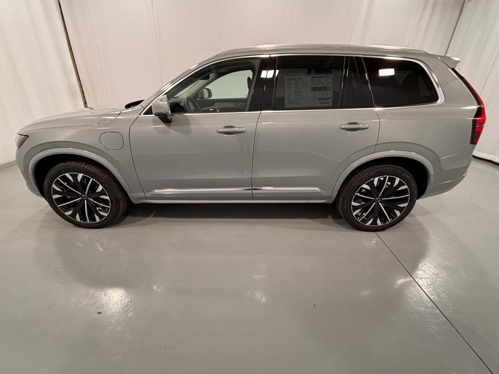 new 2026 Volvo XC90 Plug-In Hybrid car, priced at $81,875
