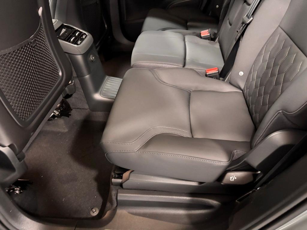 new 2026 Volvo XC90 Plug-In Hybrid car, priced at $81,875