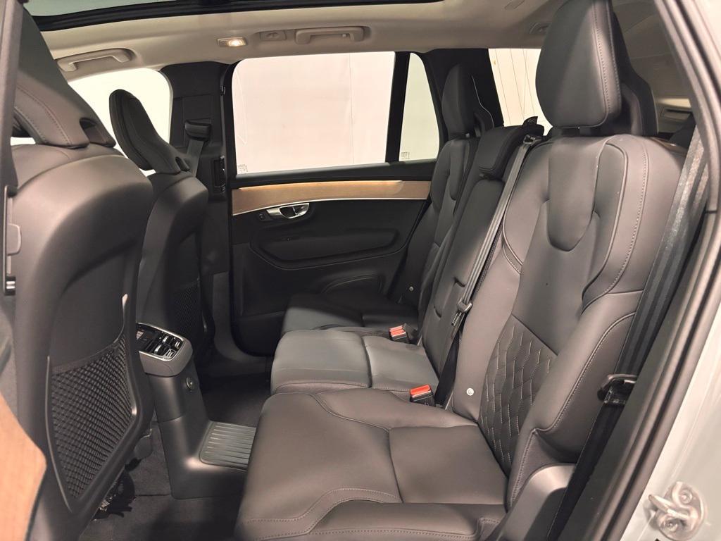 new 2026 Volvo XC90 Plug-In Hybrid car, priced at $81,875