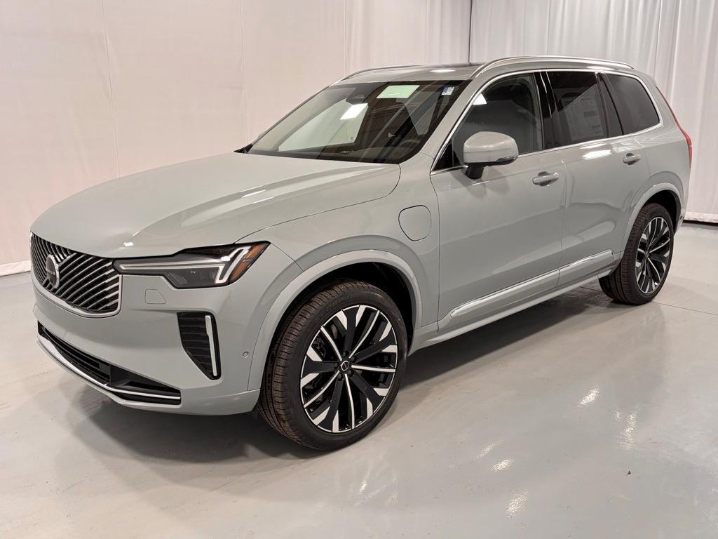 new 2026 Volvo XC90 Plug-In Hybrid car, priced at $81,875