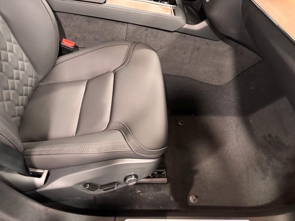 new 2026 Volvo XC90 Plug-In Hybrid car, priced at $81,875