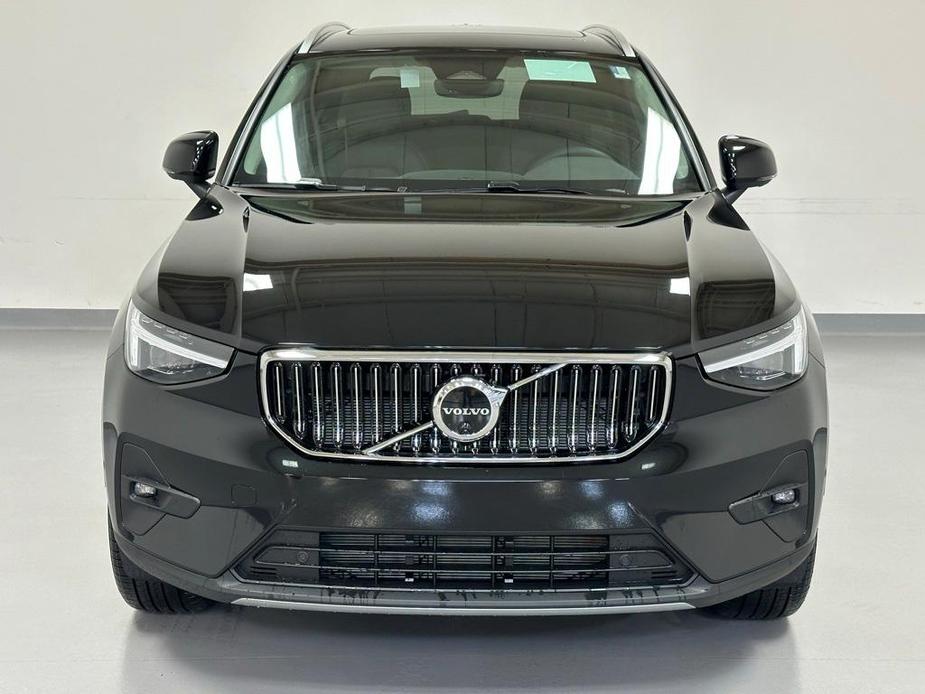 new 2024 Volvo XC40 car, priced at $52,410