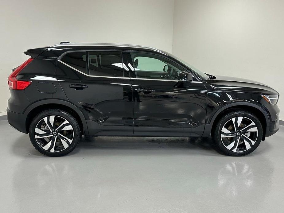 new 2024 Volvo XC40 car, priced at $52,410