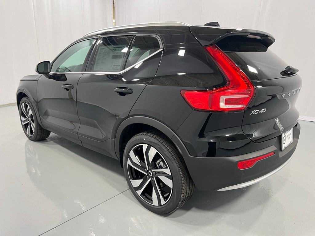 new 2025 Volvo XC40 car, priced at $49,790