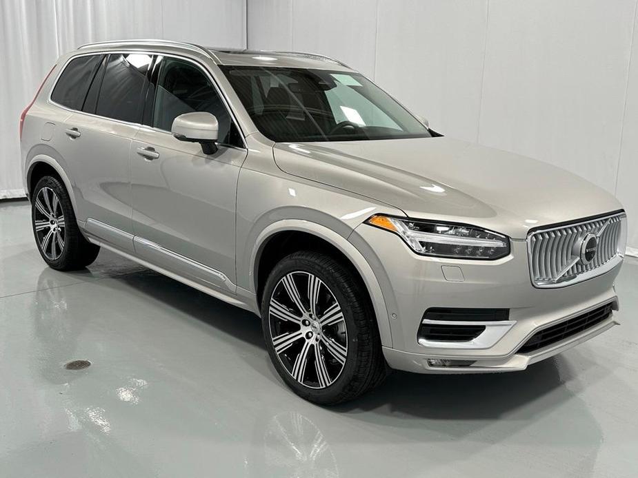 new 2025 Volvo XC90 car, priced at $68,955