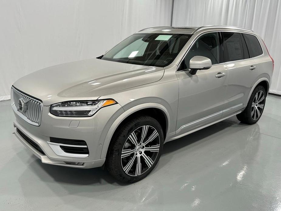 new 2025 Volvo XC90 car, priced at $68,955