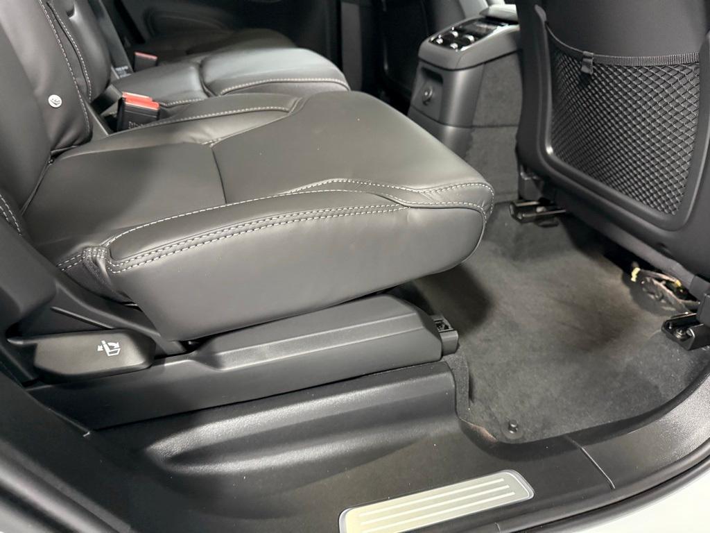 new 2025 Volvo XC90 Plug-In Hybrid car, priced at $82,405
