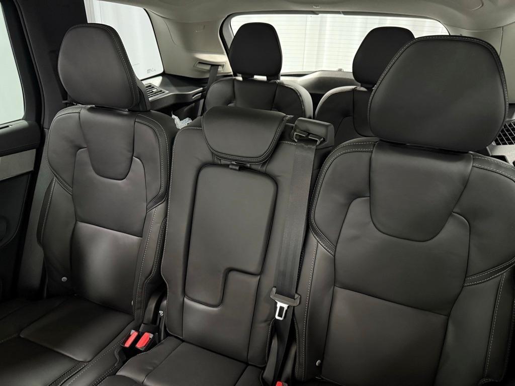 new 2025 Volvo XC90 Plug-In Hybrid car, priced at $82,405