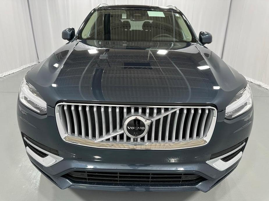 new 2025 Volvo XC90 car, priced at $77,955