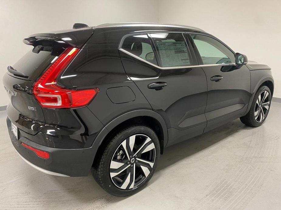 new 2024 Volvo XC40 car, priced at $51,775