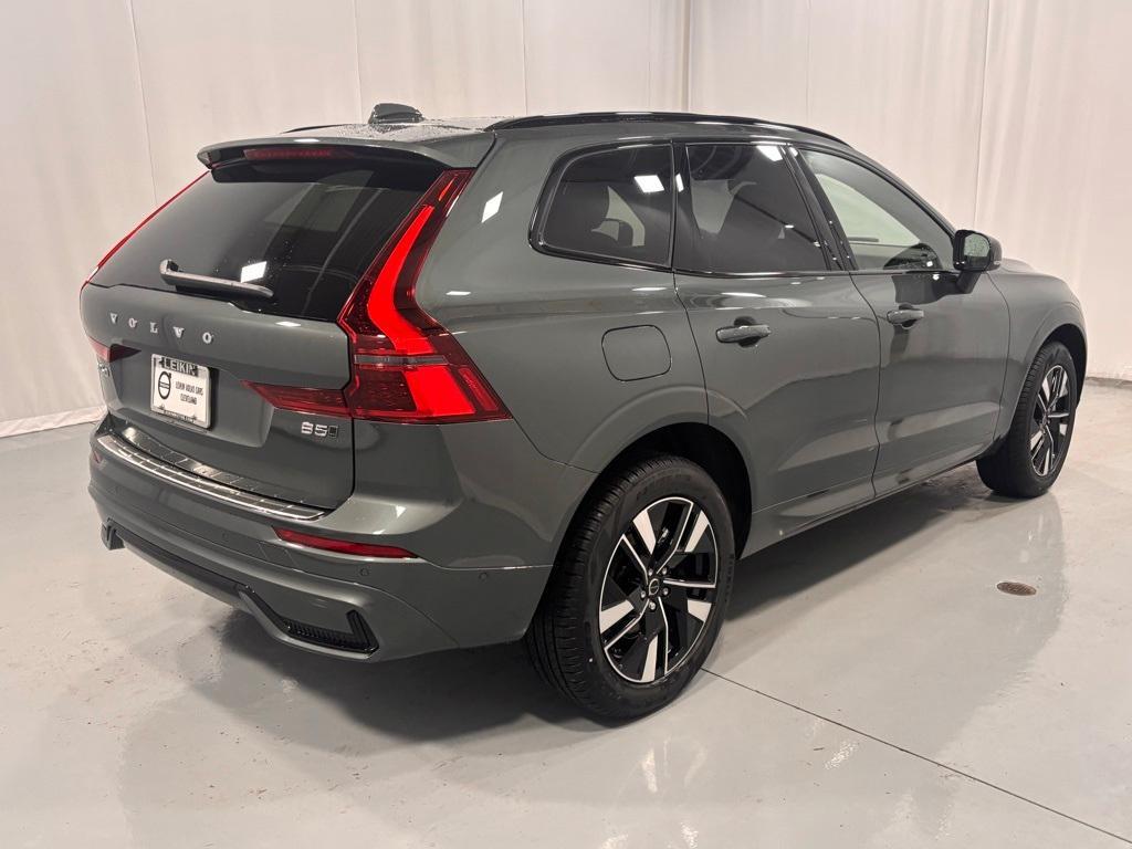new 2026 Volvo XC60 car, priced at $58,360