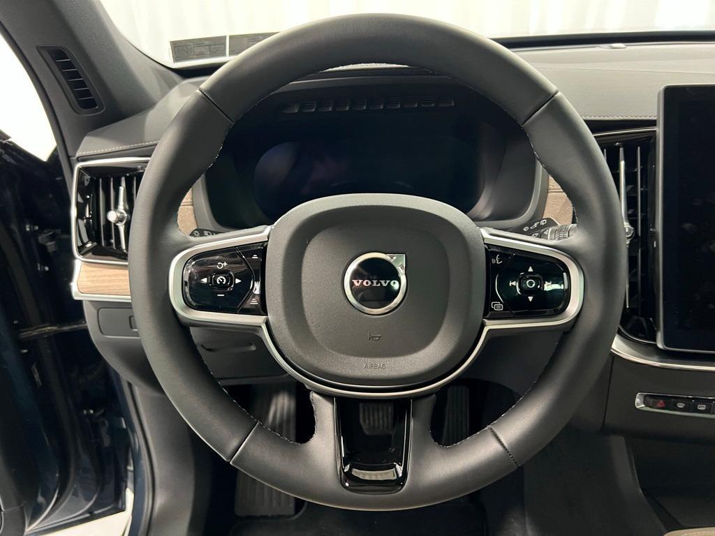 new 2025 Volvo XC90 car, priced at $67,445