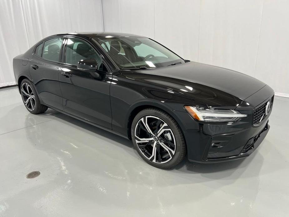 new 2025 Volvo S60 car, priced at $51,915