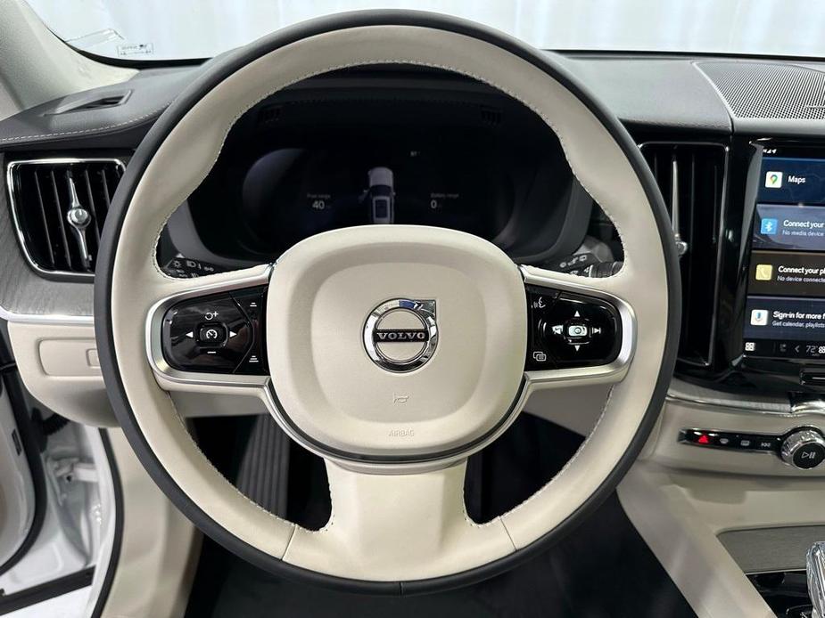 new 2025 Volvo XC60 car, priced at $71,485