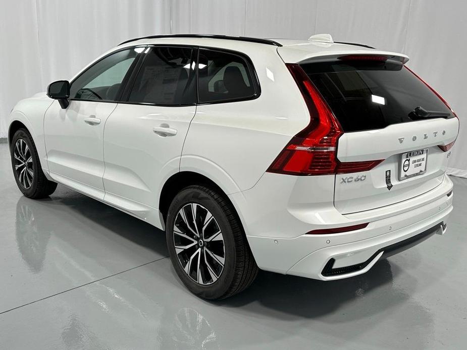 new 2025 Volvo XC60 car, priced at $53,745