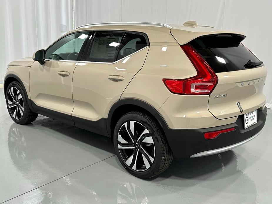 new 2025 Volvo XC40 car, priced at $48,820