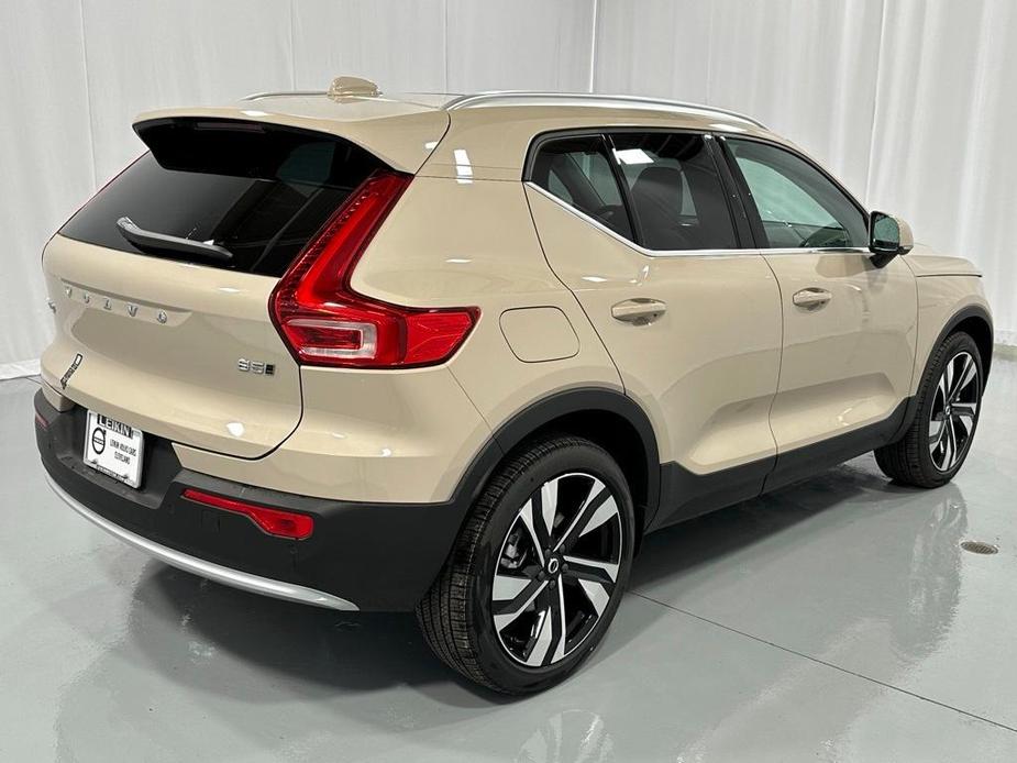 new 2025 Volvo XC40 car, priced at $48,820